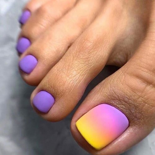 Ombre Toe Nail Designs